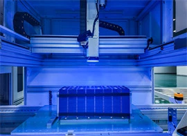 Nowoczesne zakłady produkcyjne Mundi Energy Solutions – dwustronne moduły przezroczyste, akumulatory LiFePO4, falowniki beztransformatorowe