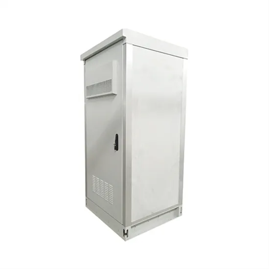 Instalacja chłodzenia cieczą akumulatora w szafie do magazynowania energii